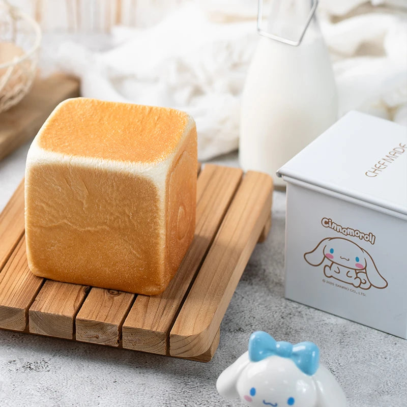 CHEFMADE 250g Cinnamoroll Fyrkantig Brödform med Lock – Non-Stick