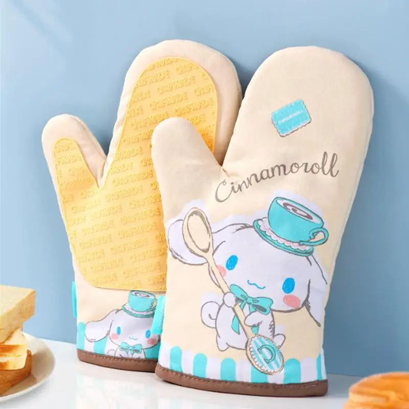 Hello Kitty & Cinnamoroll Ugnsvantar – Sanrio Kawaii Värmetåliga Baktillbehör 2-pack